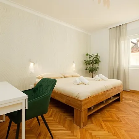 Ponterosso Center Luxury Fastfibra * Trieste