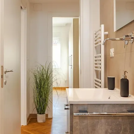 Ponterosso Center Luxury Fastfibra Apartamento